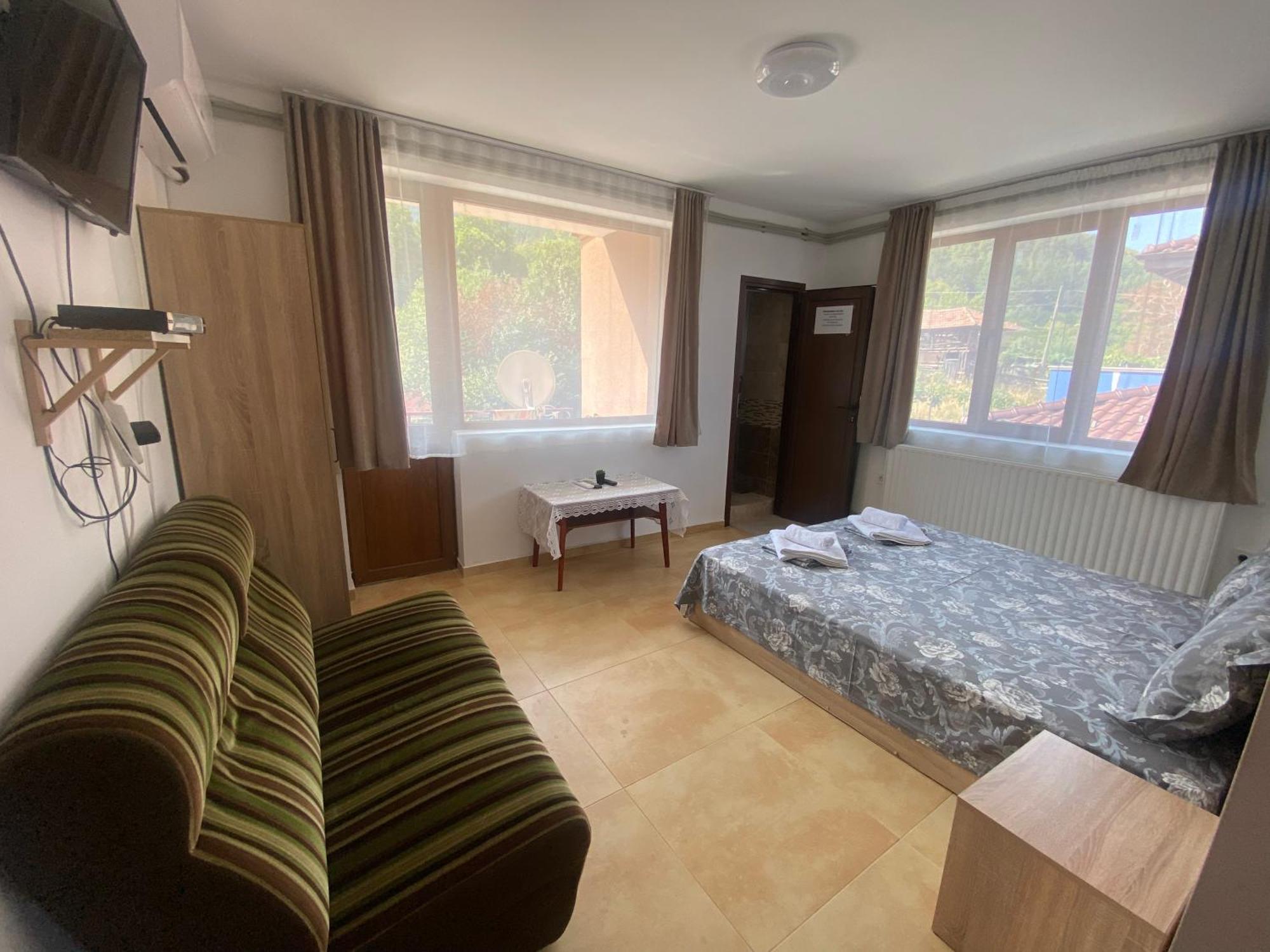 Анелия Hotel Sapareva Banya Exterior photo